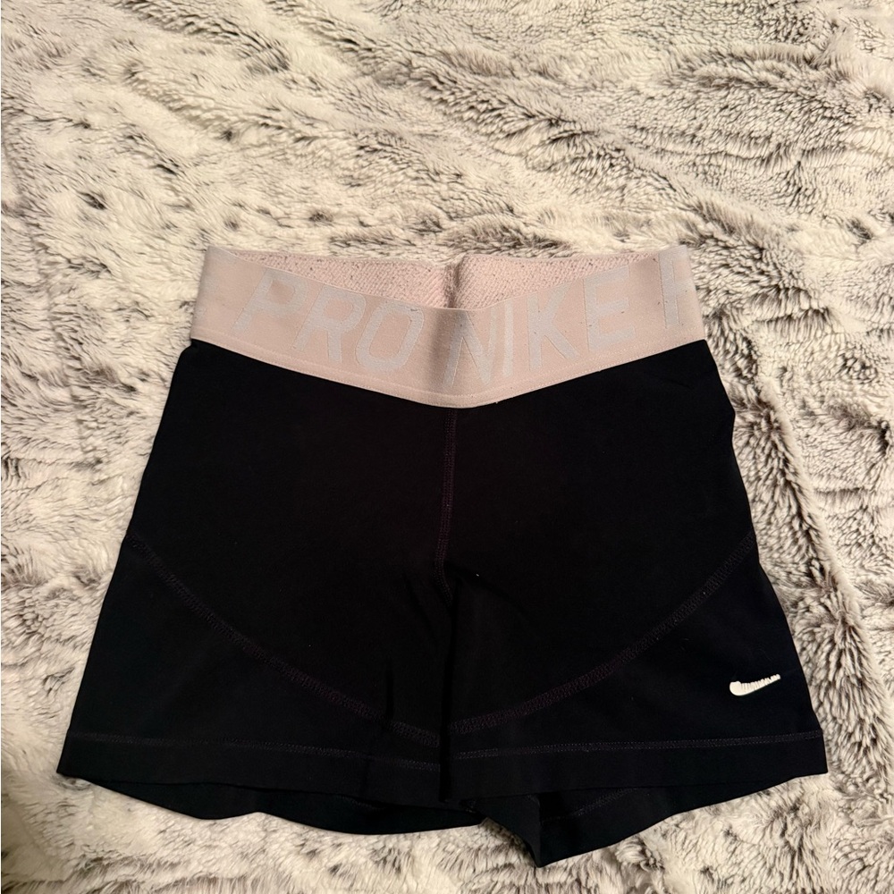 Nike Women's Black and Gray Athletic Shorts